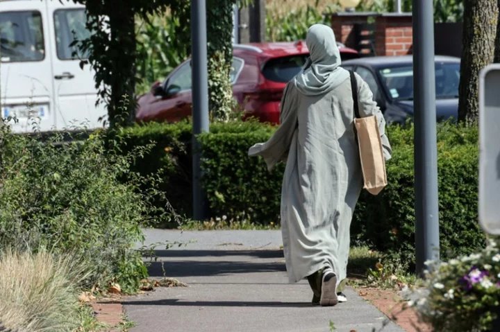 US panel denounces France abaya ban as targeting Muslims