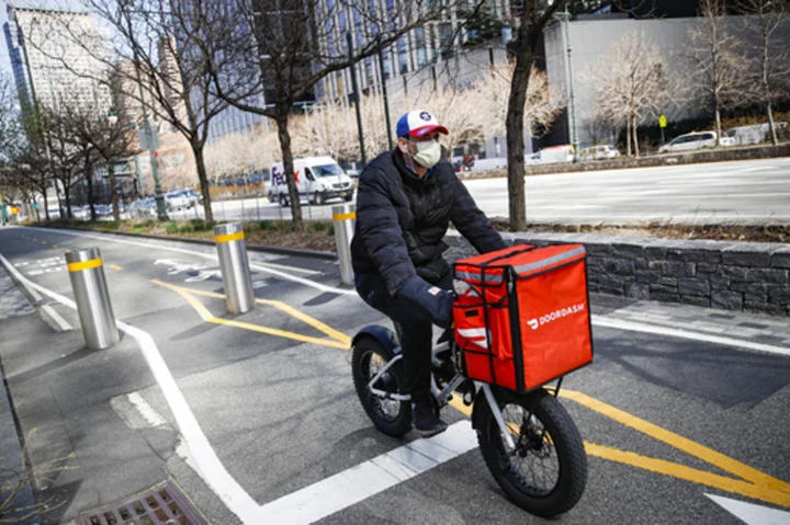 New minimum pay rates for NYC app-based food delivery workers are delayed