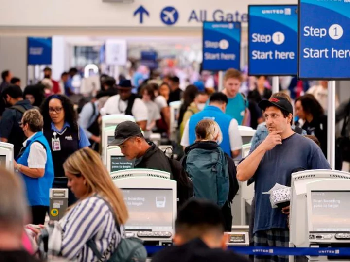 Flight problems mostly over — except at United