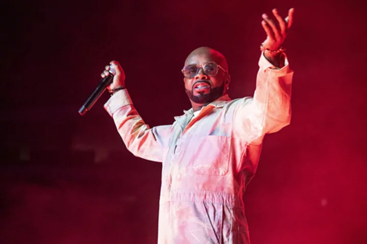 Jermaine Dupri commemorates 50 years of hip-hop at Essence Festival of Culture