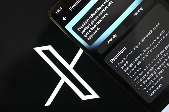 Twitter/X now lets you restrict replies to X Premium subscribers