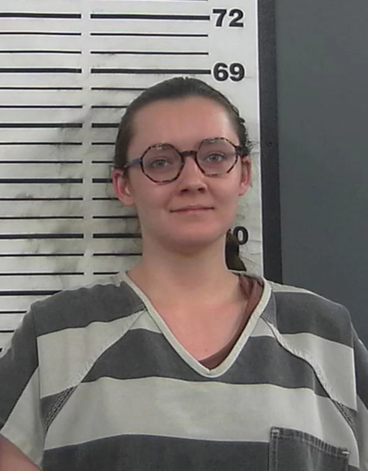 College student accused of setting fire to Wyoming's only abortion clinic to enter plea