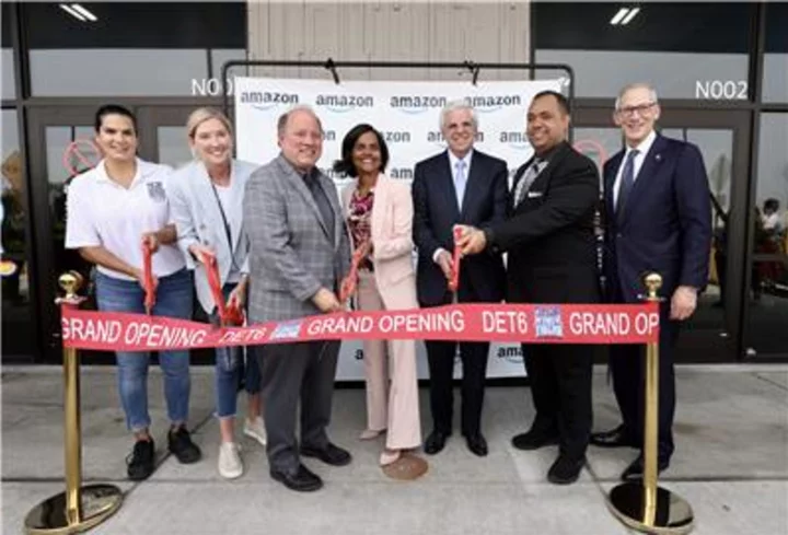 Amazon Officially Launches New Robotics Fulfillment Center in Detroit