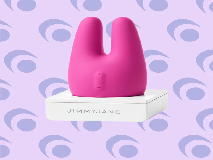 12 Waterproof Vibrators For A Wet & Wild Summer