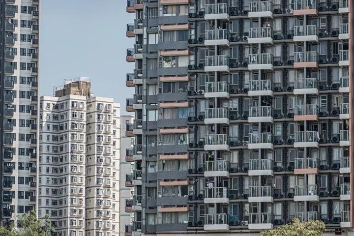 Hong Kong’s Negative-Equity Mortgages Triple to 11,100 Cases