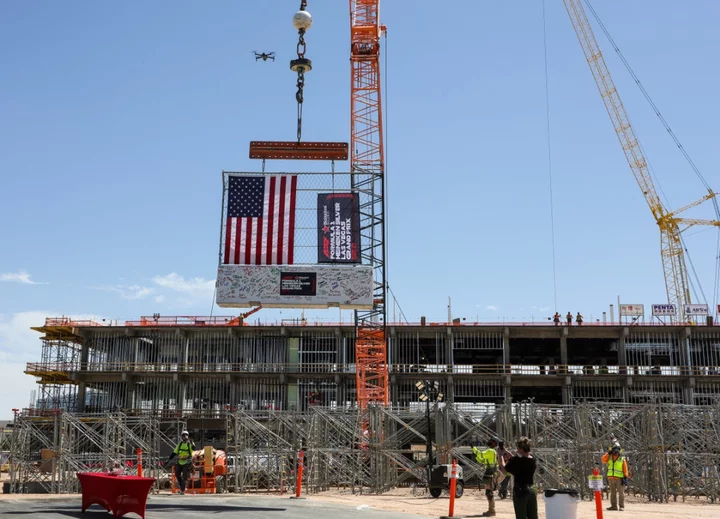 F1 construction worker killed in Las Vegas while setting up grand prix circuit