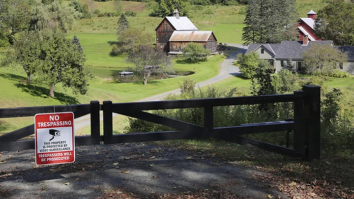 Leaf-peeping social media users are clogging a Vermont back road. The town is closing it