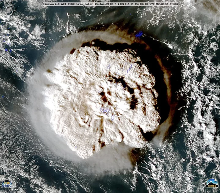 Exploding volcano does something scientists have never seen before